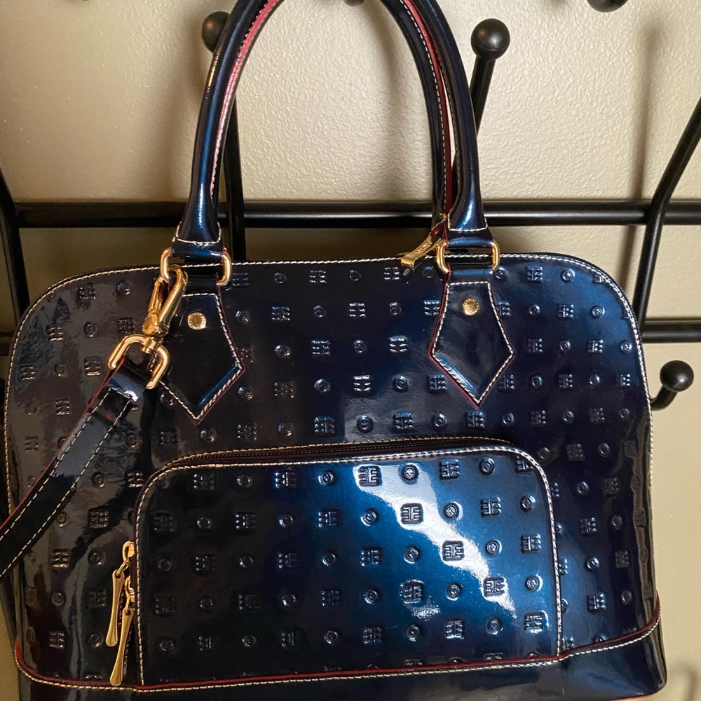 Arcadia Patent leather purse.